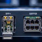 HFT fiber optic transceivers: QSFP28 vs SFP+ for latency