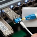 Vessel fiber link design: choosing optics for ports and ships